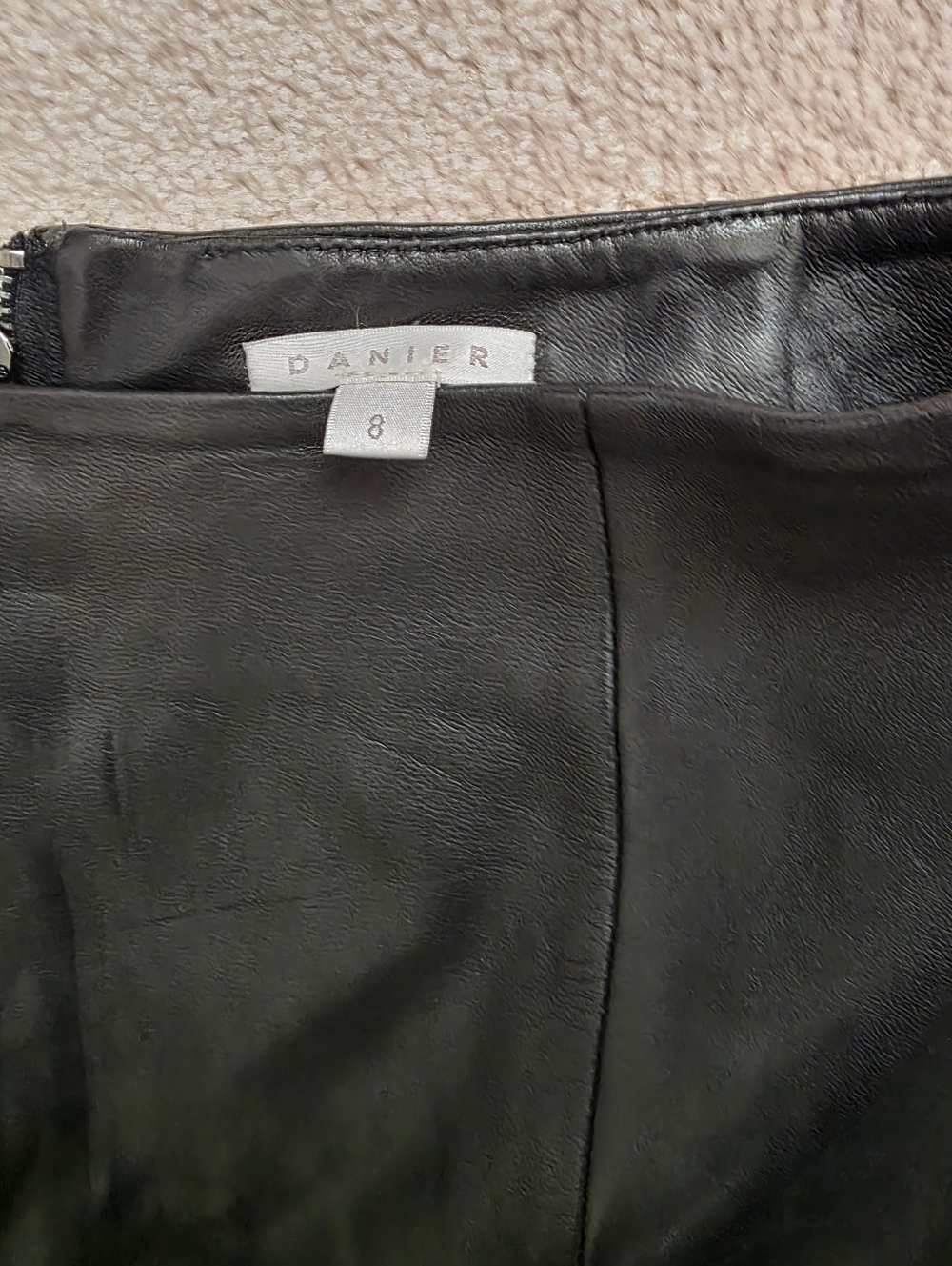 DANIER LAMB SKIN - Black Leather Pencil Skirt - Size 8